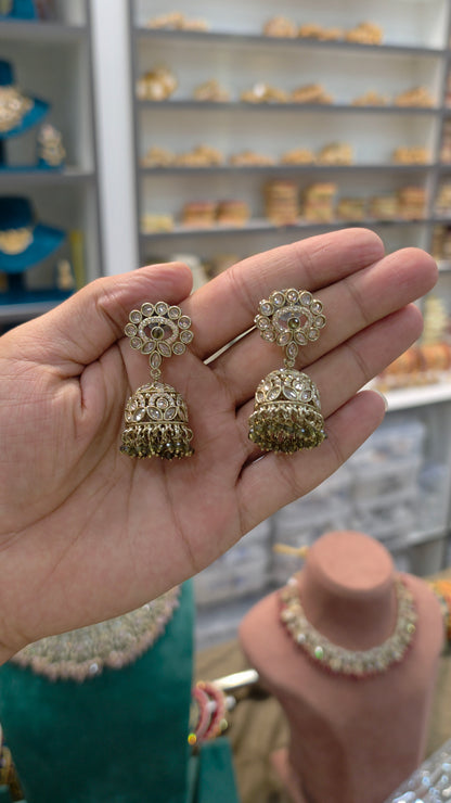 Necklace set Ad