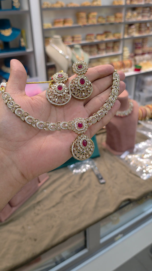 Necklace set Ad