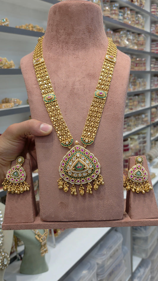 Necklace set