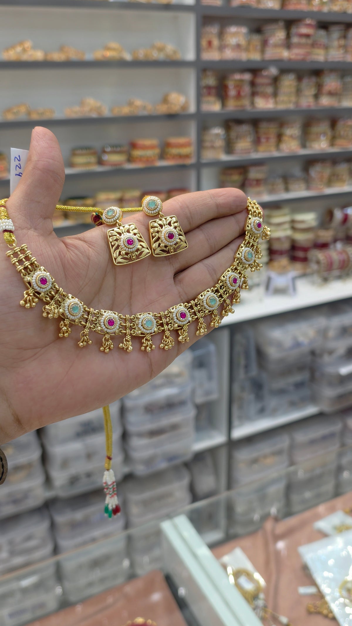 Necklace set