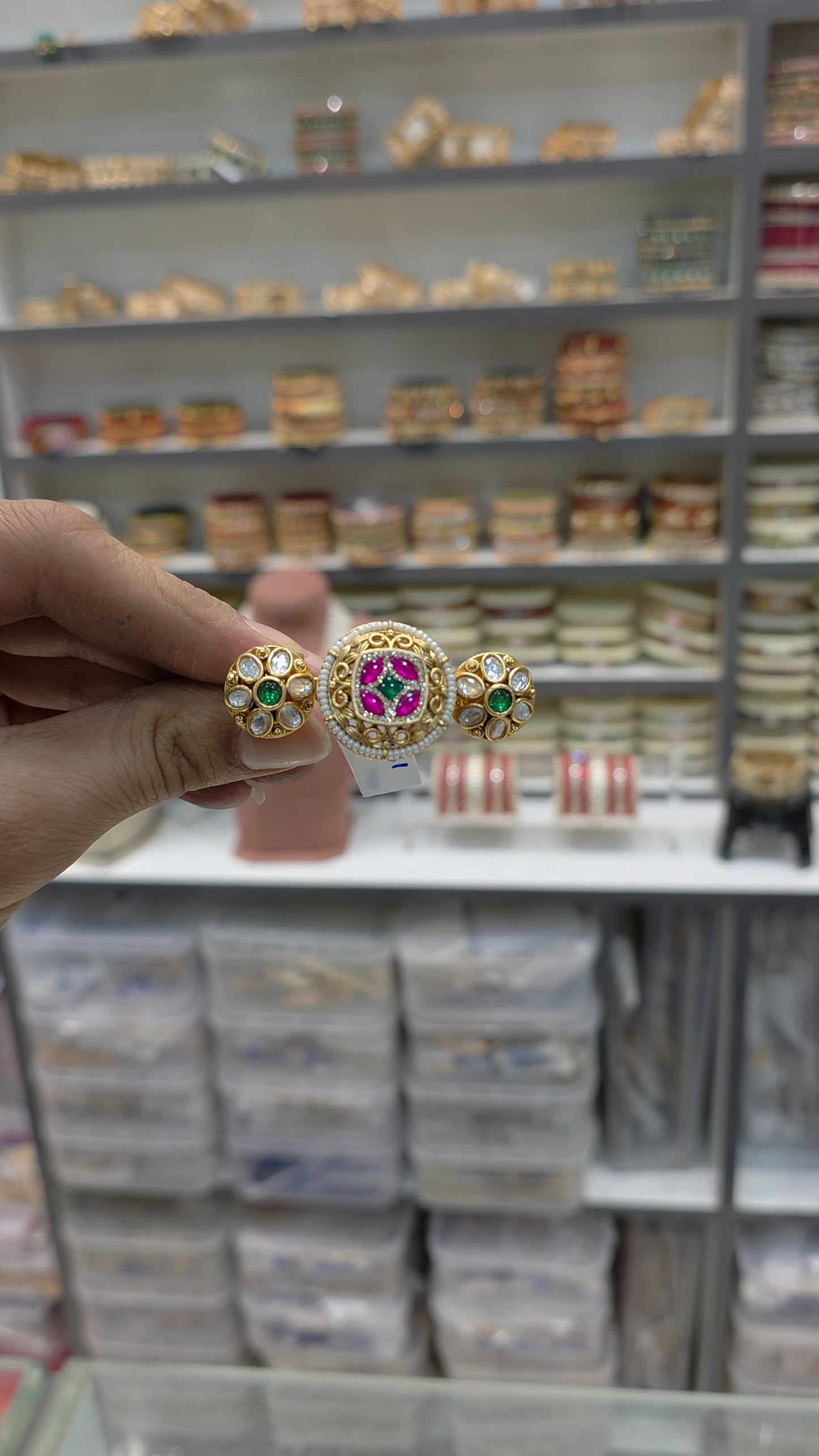 Ring