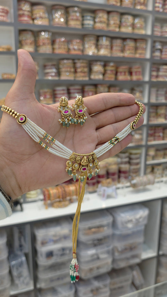 Necklace set