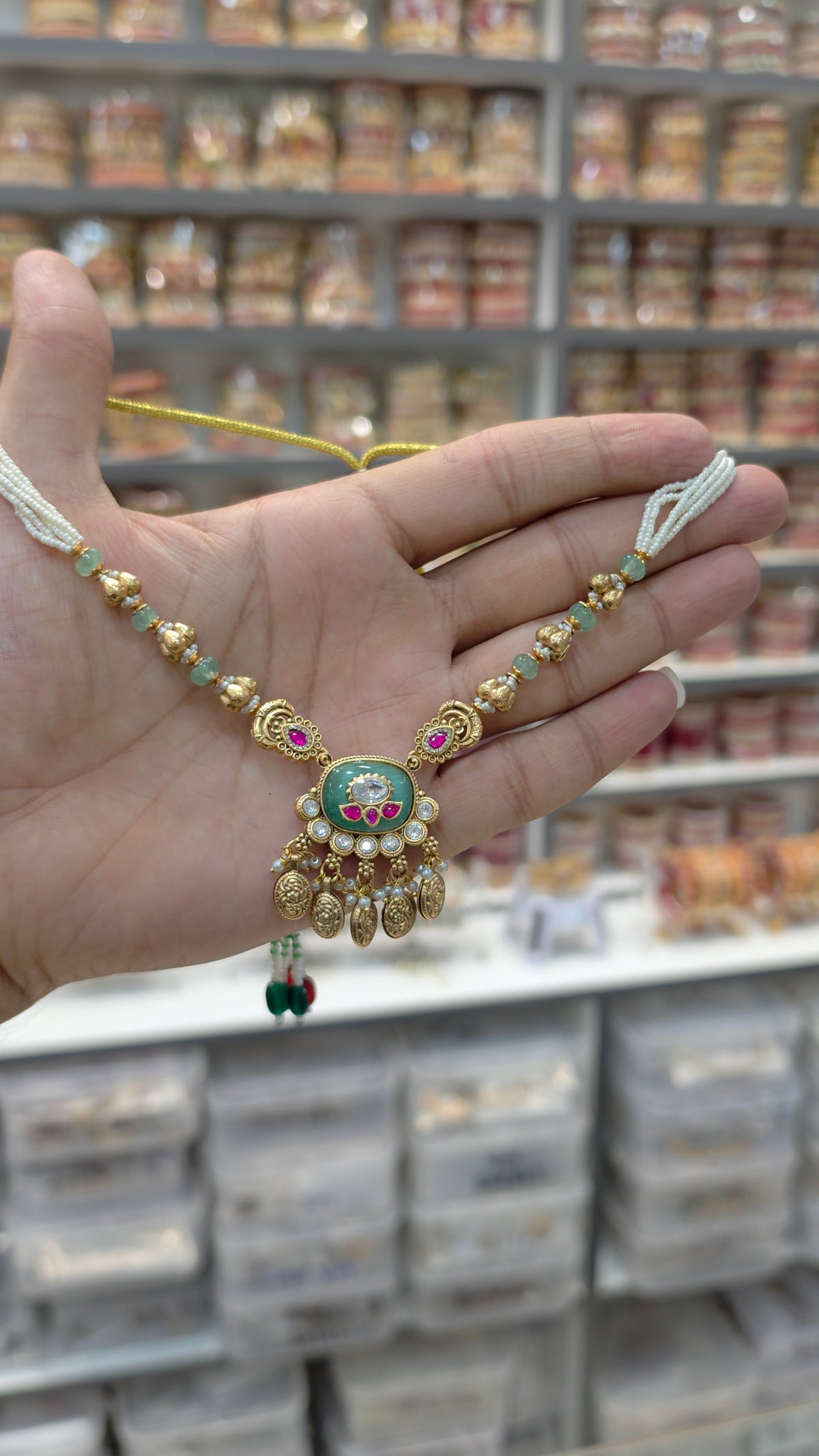 Necklace set