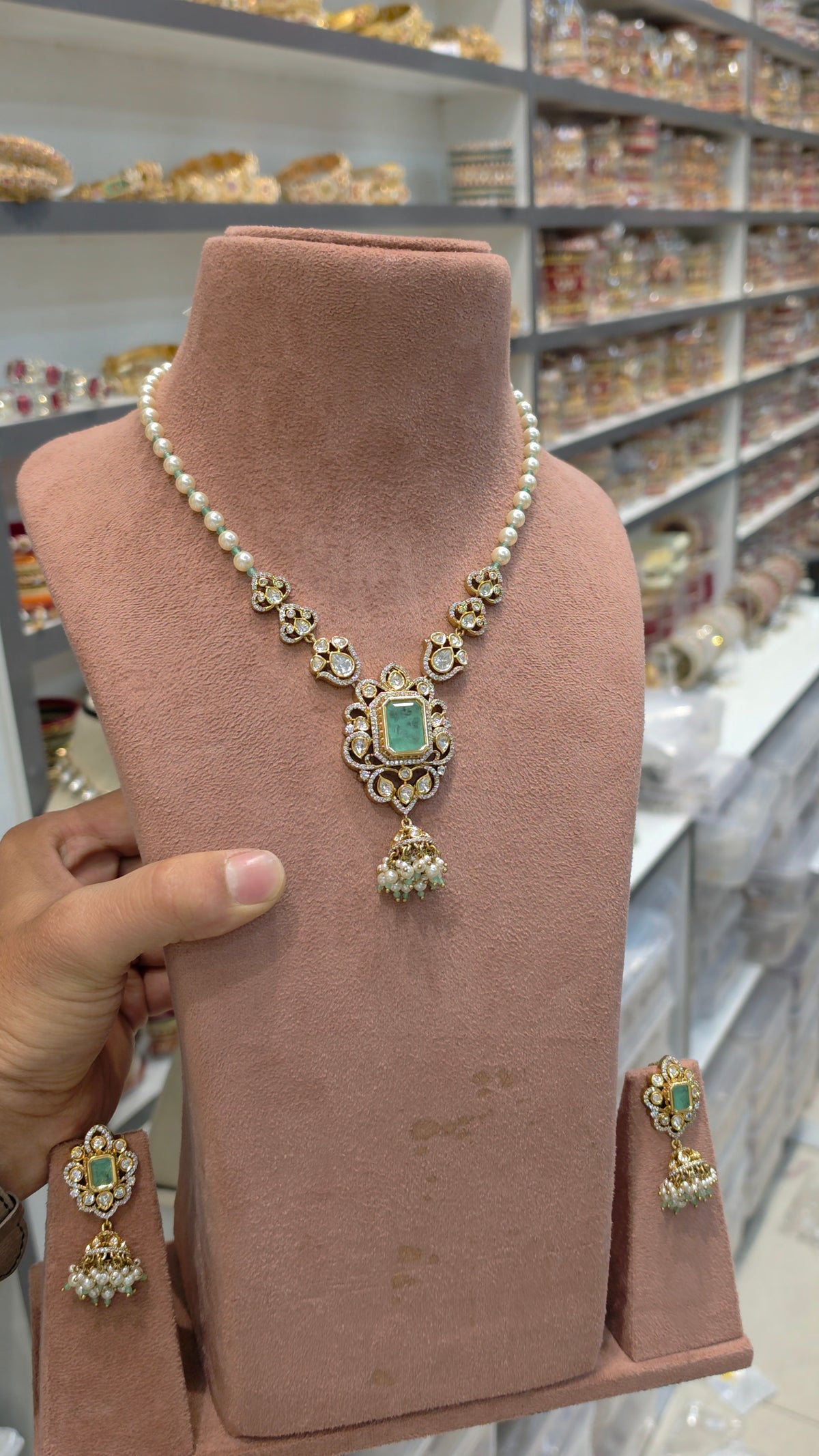 Necklace set