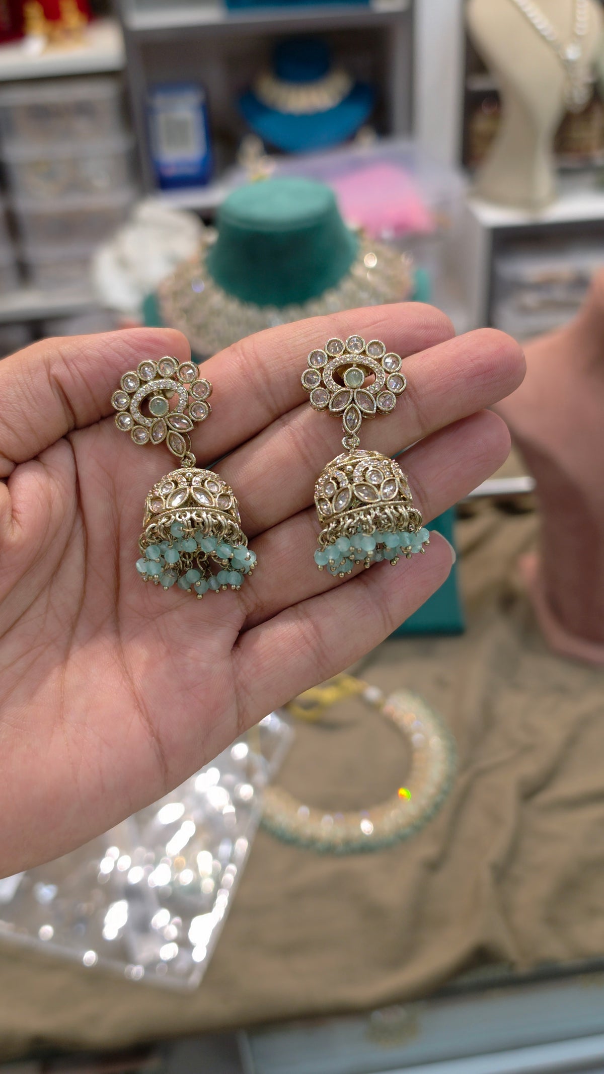 Necklace set Ad