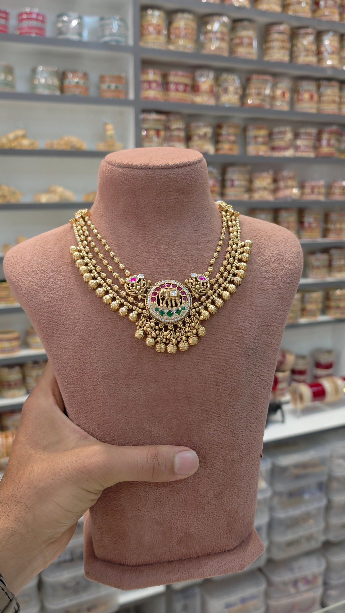 Necklace set