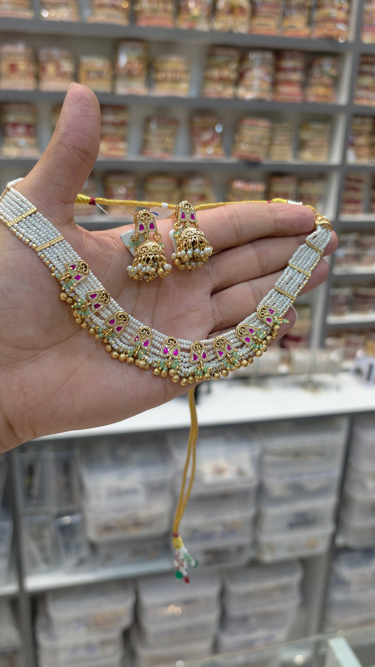 Necklace set